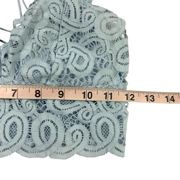 Victoria’s Secret Pink Light Blue Strappy Lace Bralette - Picture 5 of 5